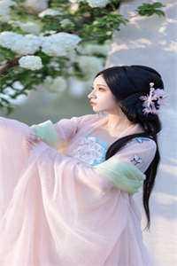 成龙历险记瓦龙是哪里人